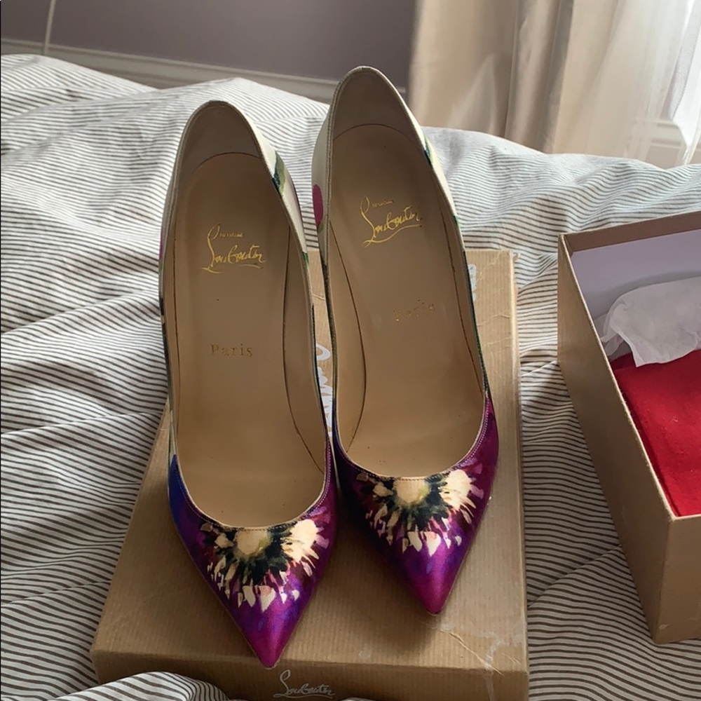 Christian Louboutin follies 100 - Picture 2 of 6